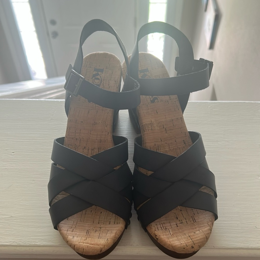 KORKS WOMEN'S NAOMI